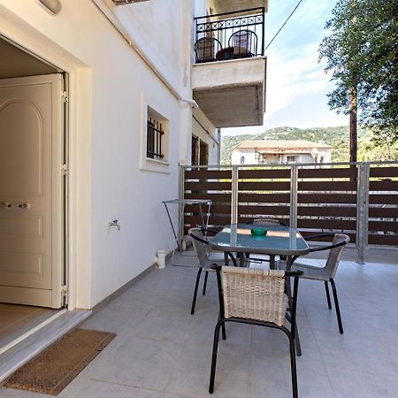 Nikki'S Family Apartments Syvota Exterior photo