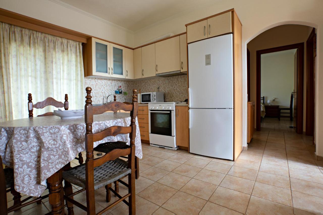Nikki'S Family Apartments Syvota Exterior photo