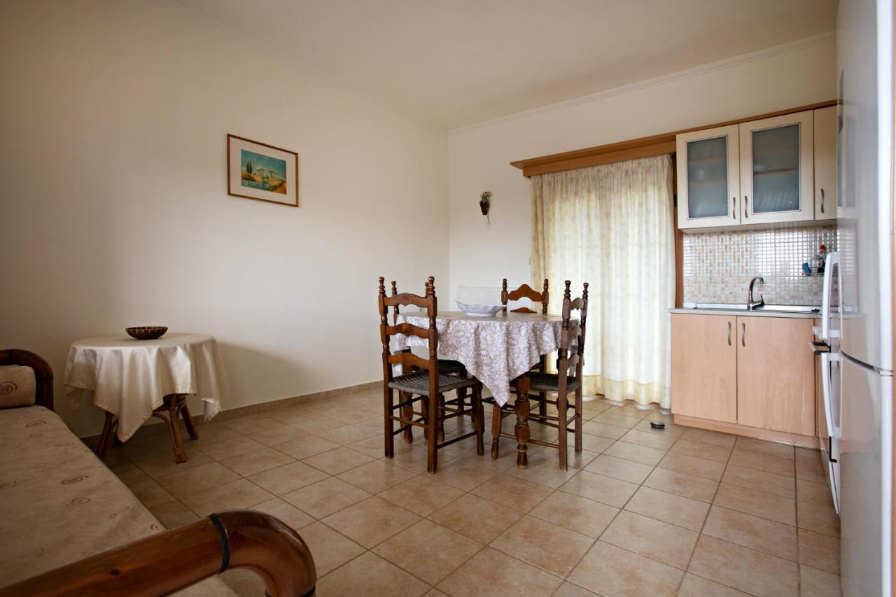 Nikki'S Family Apartments Syvota Exterior photo